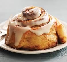  Cinnamon Rolls with Icing